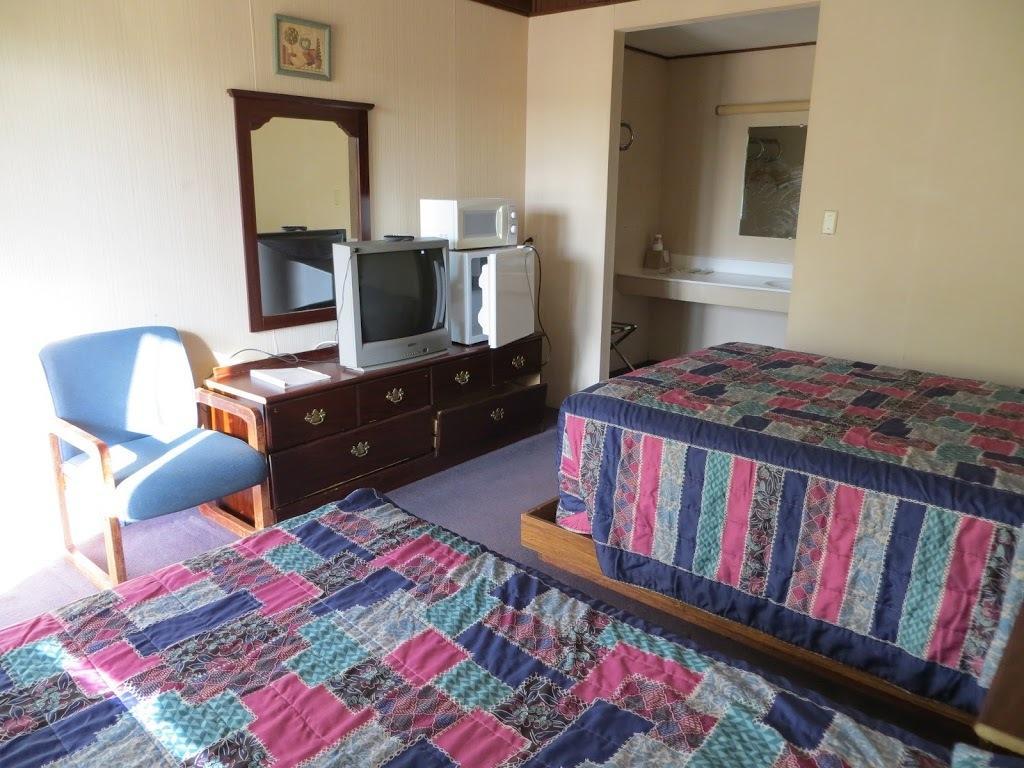 The Bluffs Inn & Suites Decorah Ngoại thất bức ảnh